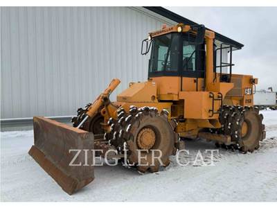 Caterpillar 815B Soil Compactor