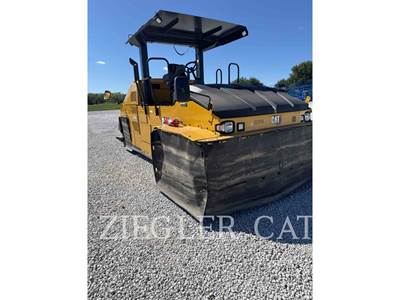 Caterpillar CW34 Pneumatic Tired Roller