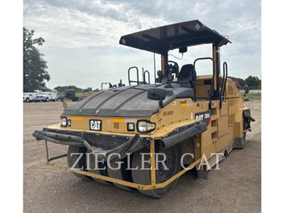 Caterpillar CW34 Pneumatic Tired Roller