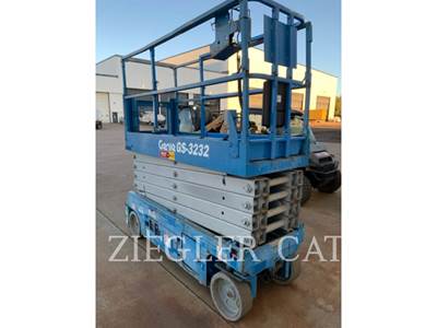 Genie GS-3232 Scissor Lift