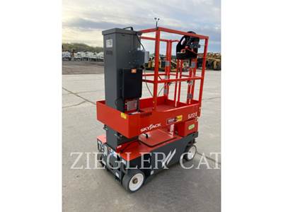 Skyjack SJ12 Scissor Lift