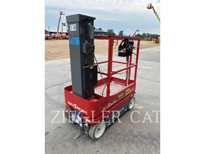Skyjack SJ12 Scissor Lift