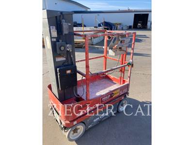 Skyjack SJ16 Scissor Lift