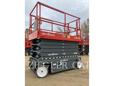 Skyjack SJ4740 Scissor Lift