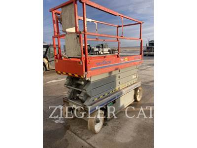 Skyjack SJIII-3226 Scissor Lift