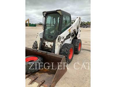 Bobcat S750 Mini Skid Steer