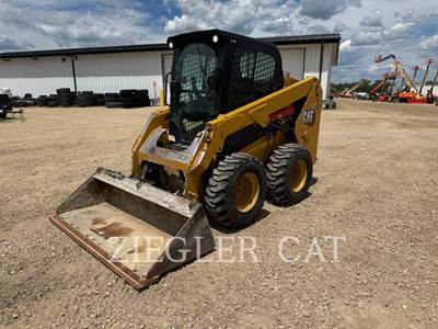 Caterpillar 236D3 Mini Skid Steer