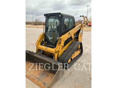 Caterpillar 239D3 Compact Track Loader