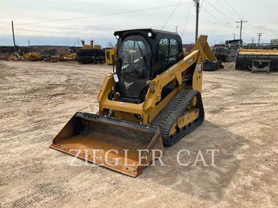 Caterpillar 239D3 Compact Track Loader