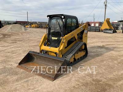Caterpillar 239D3 Compact Track Loader