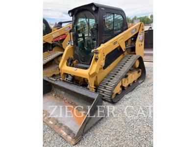 Caterpillar 239D3 Compact Track Loader