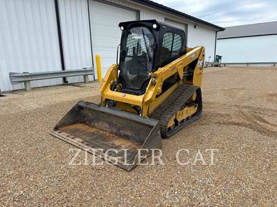 Caterpillar 239D3 Compact Track Loader