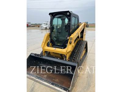 Caterpillar 239D3 Compact Track Loader
