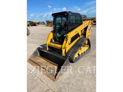 Caterpillar 239D3 Compact Track Loader