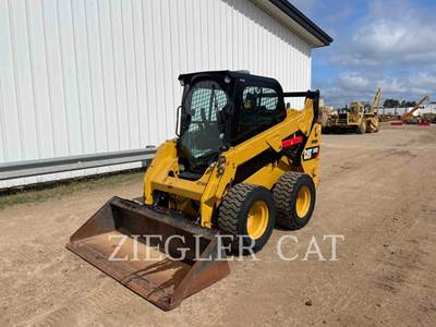 Caterpillar 242D Skid Steer