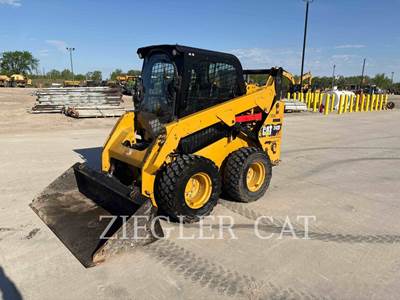 Caterpillar 242D Mini Skid Steer