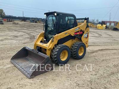 Caterpillar 242D3 Track Skid Steer