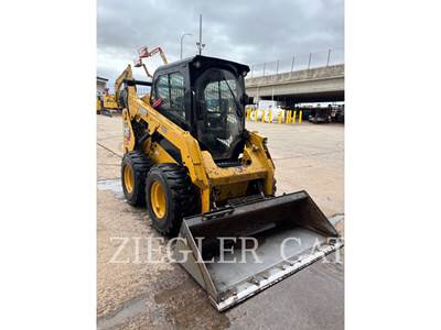 Caterpillar 242D3 Track Skid Steer