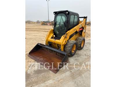Caterpillar 242D3 Track Skid Steer