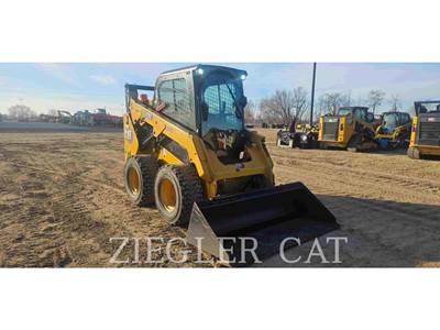 Caterpillar 242D3 Track Skid Steer