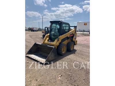 Caterpillar 242D3 Track Skid Steer