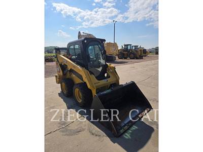 Caterpillar 242D3 Track Skid Steer