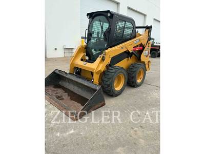 Caterpillar 242D3 Track Skid Steer
