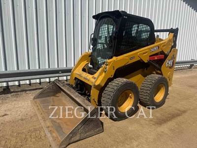 Caterpillar 242D3 Mini Skid Steer
