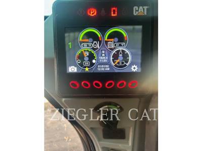 Caterpillar 257D Compact Track Loader