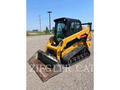 Caterpillar 257D Compact Track Loader
