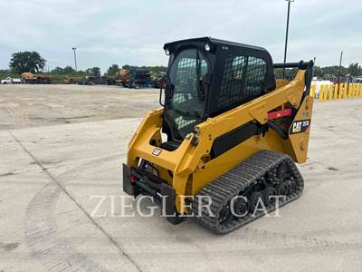 Caterpillar 257D Compact Track Loader