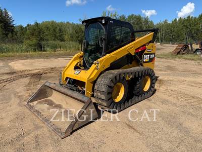 Caterpillar 262D Skid Steer