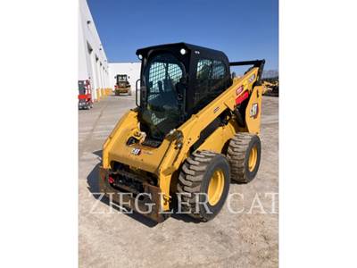Caterpillar 262D3 Skid Steer
