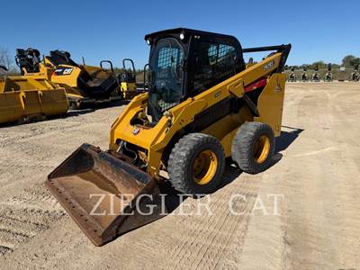 Caterpillar 262D3 Skid Steer