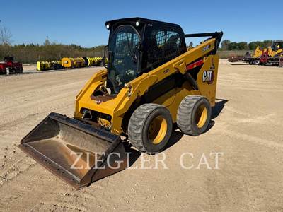 Caterpillar 262D3 Skid Steer
