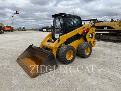 Caterpillar 262D3 Skid Steer