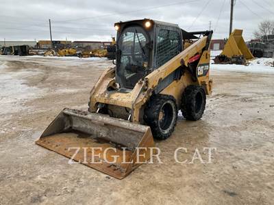 Caterpillar 272D Mini Skid Steer