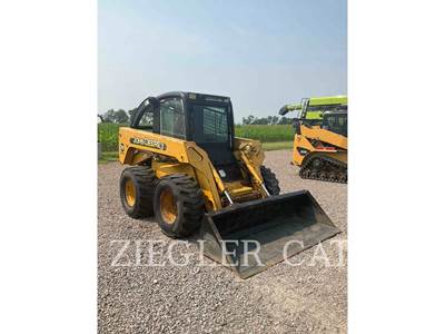 John Deere 260 Skid Steer