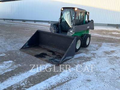 John Deere 318E Track Skid Steer