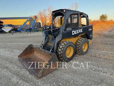 John Deere 320D Skid Steer