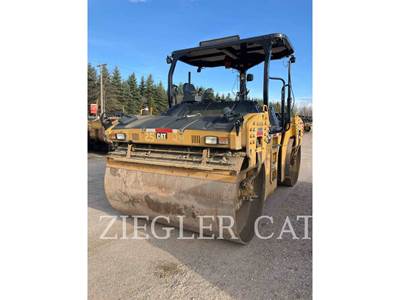 Caterpillar CB66B Smooth Drum Roller Compactor