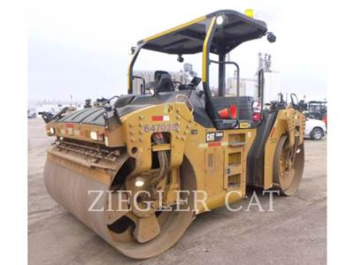 Caterpillar CB68B Smooth Drum Roller Compactor