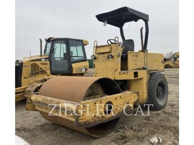 Caterpillar CS433 Smooth Drum Roller Compactor