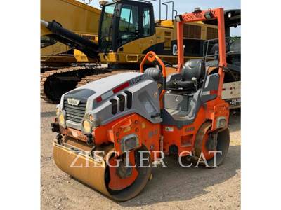 Hamm HD12W Smooth Drum Roller Compactor