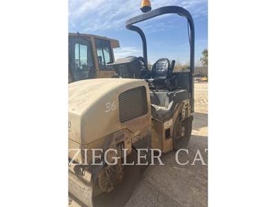 Ingersoll-Rand DD28HF Smooth Drum Roller Compactor