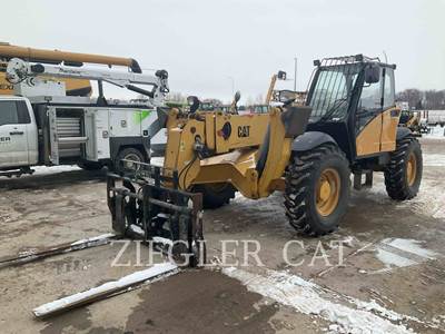 Caterpillar TH560B Telehandler