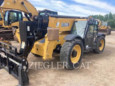 Caterpillar TL1255 Telehandler