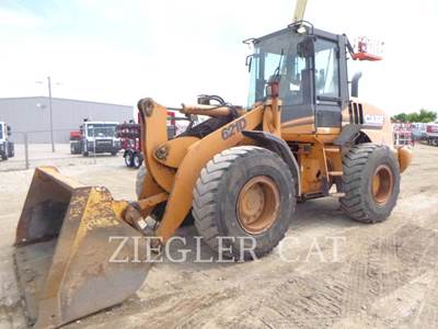 Case 621D Wheel Loader