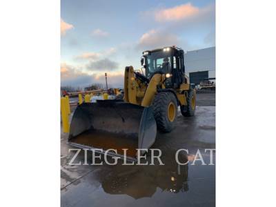 Caterpillar 930 Wheel Loader