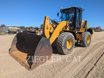 Caterpillar 938M Wheel Loader